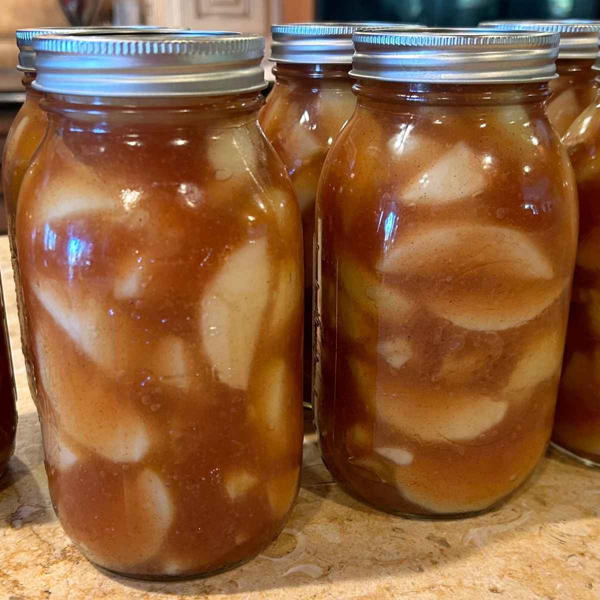 quart jars of finished canned apple pie filling